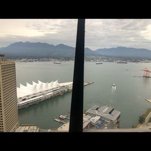 Meet your Posher, Harman